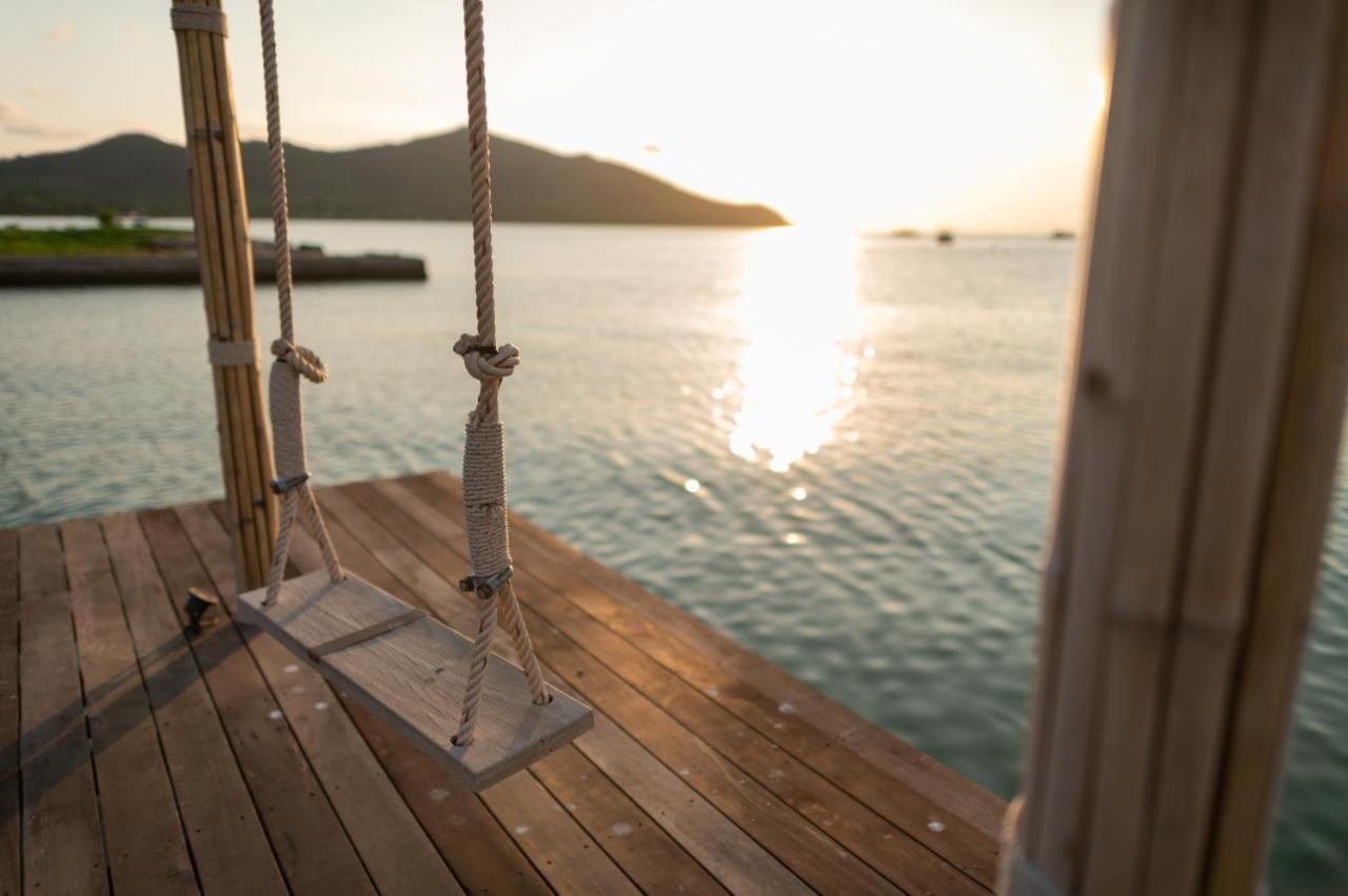 Baan Tah On The Sea Hotel Bang Sare Exterior photo