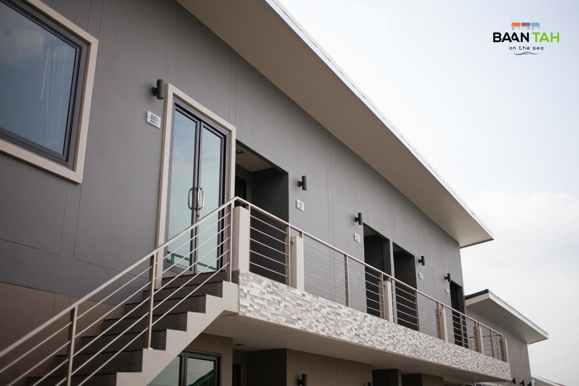 Baan Tah On The Sea Hotel Bang Sare Exterior photo