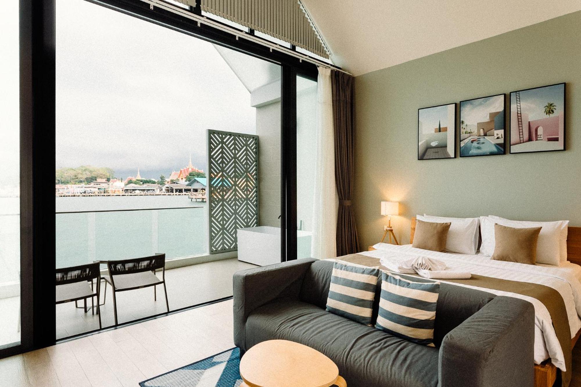 Baan Tah On The Sea Hotel Bang Sare Exterior photo