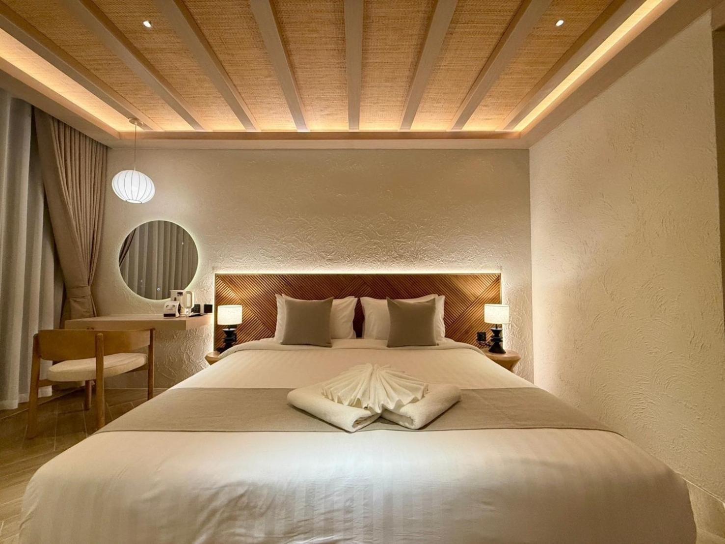 Baan Tah On The Sea Hotel Bang Sare Exterior photo