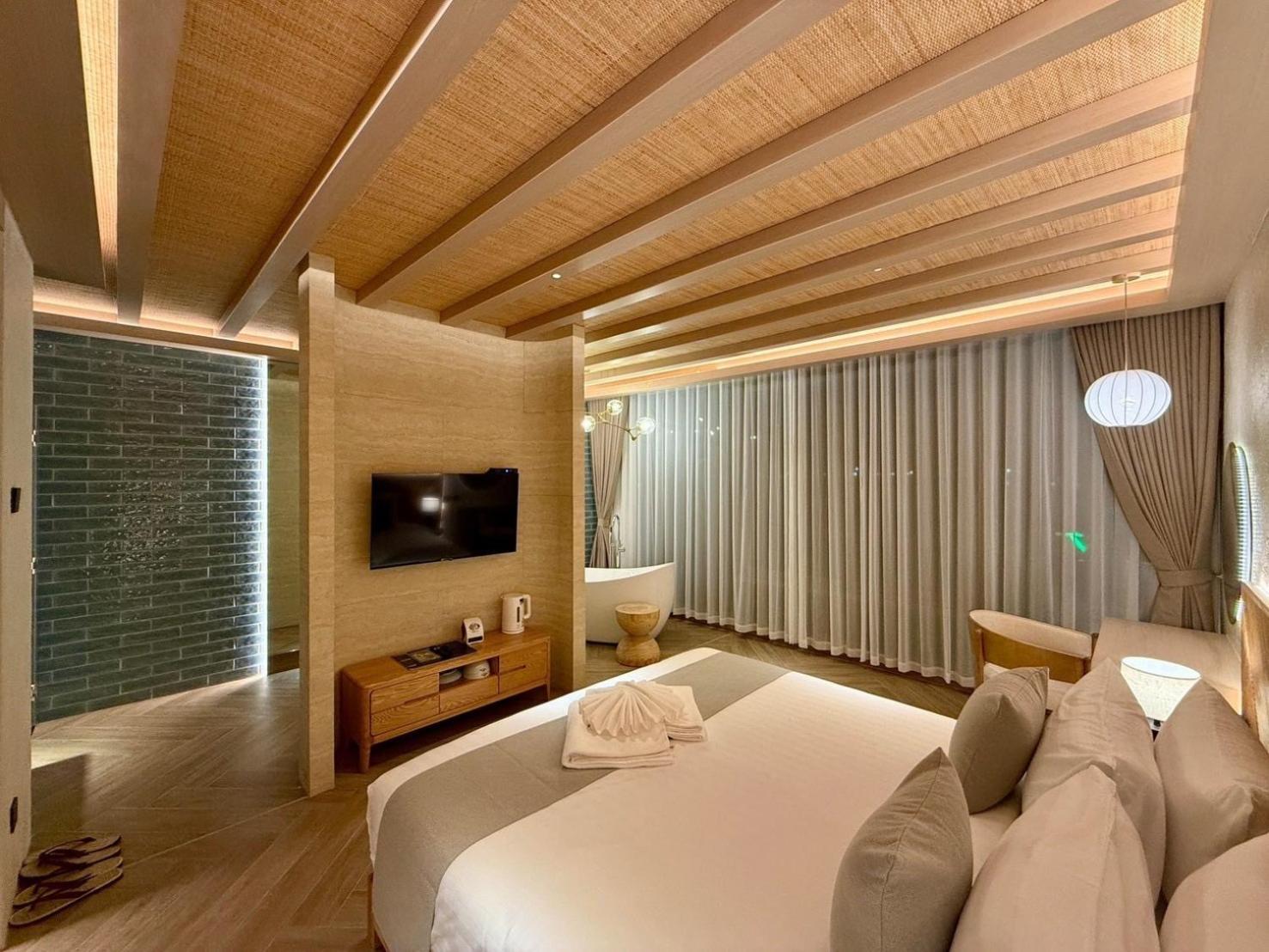 Baan Tah On The Sea Hotel Bang Sare Exterior photo